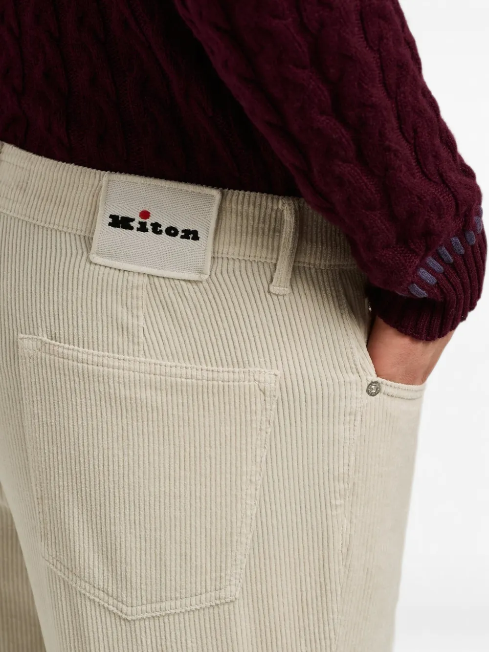 Kiton Ribfluwelen broek met vijf zakken Beige