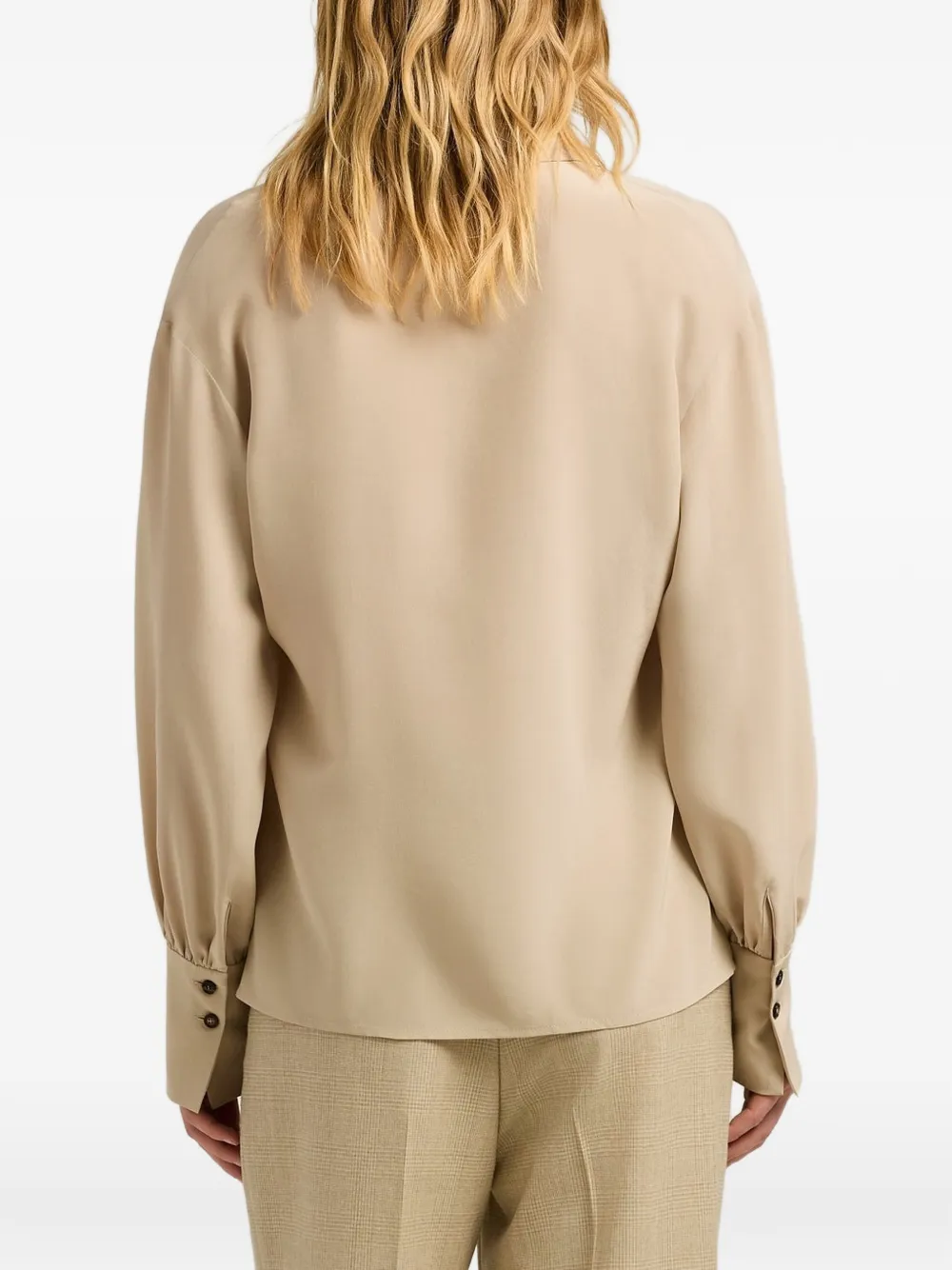 Kiton Zijden blouse met knoopkraag Beige