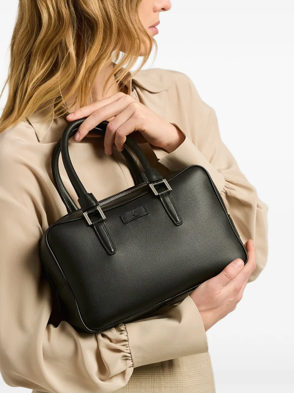 Kiton Kiss grained leather tote bag Zwart