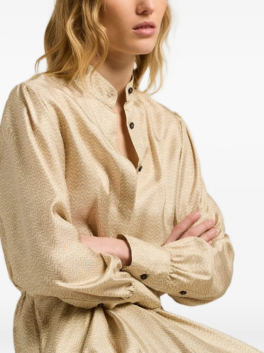Kiton chevron-jacquard silk shirt midi dress Beige