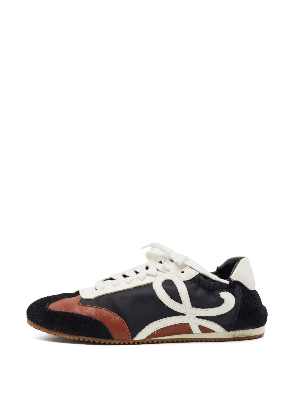 Loewe Pre-Owned leather panelled sneakers - Schwarz