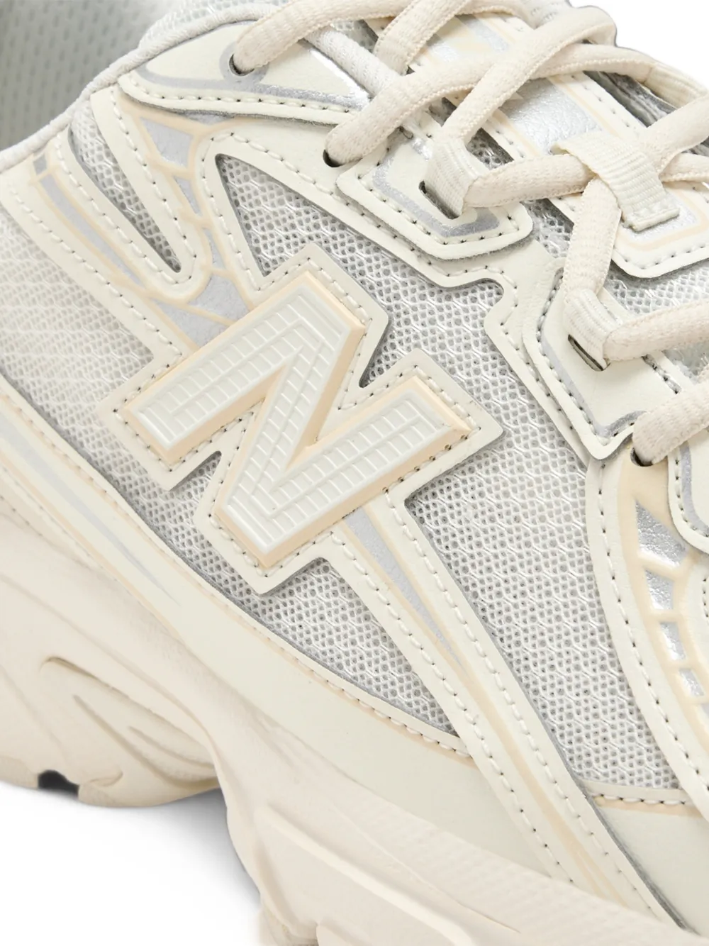 New Balance 740 mesh sneakers Beige