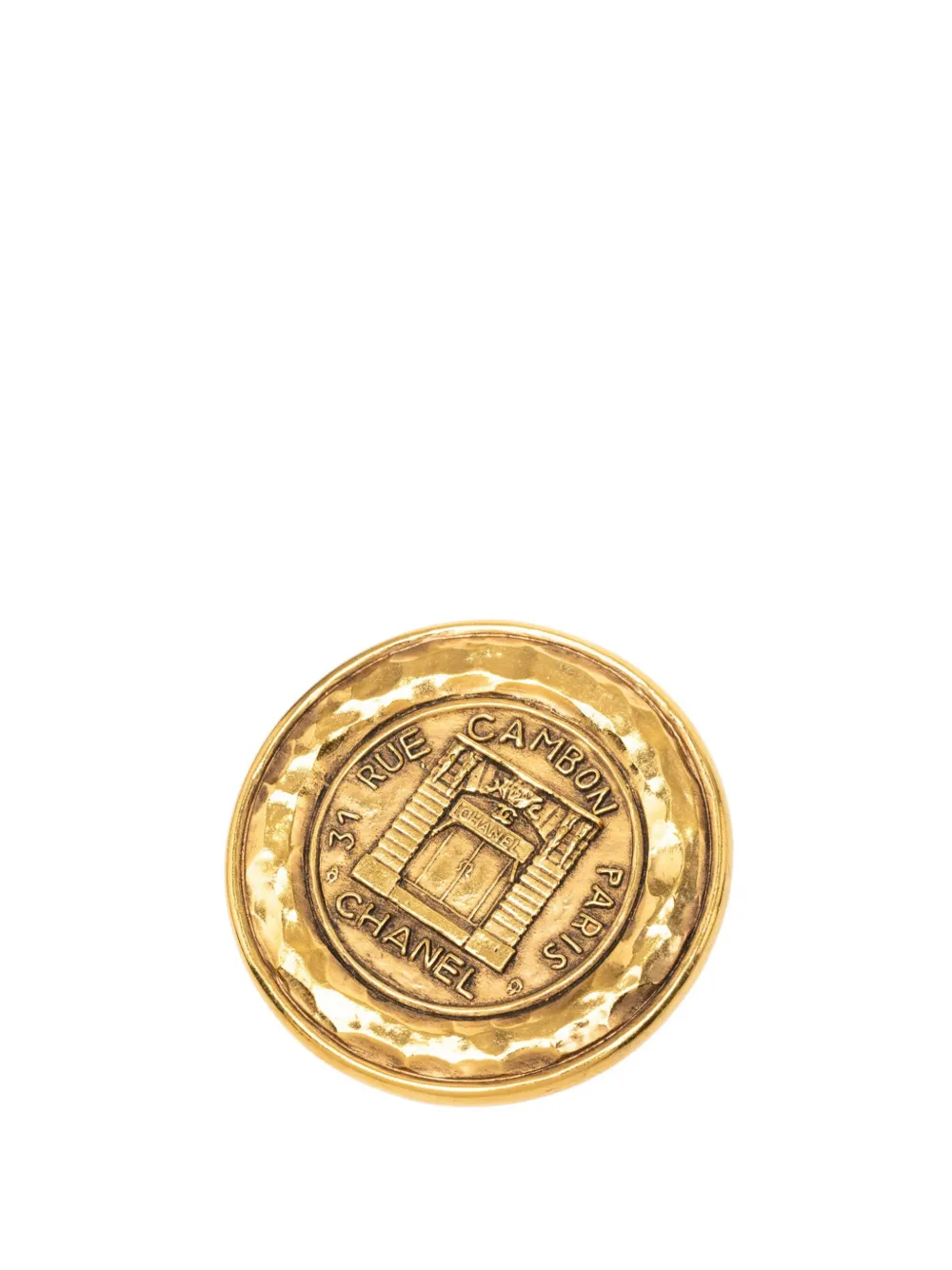 CHANEL Pre-Owned 1970-1980 Gold Plated 31 Rue Cambon Medallion Pin Brooch costume brooch - Oro