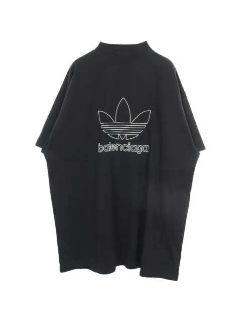 Balenciaga Pre-Owned x adidas 2020 logo-embroidered oversized t-shirt