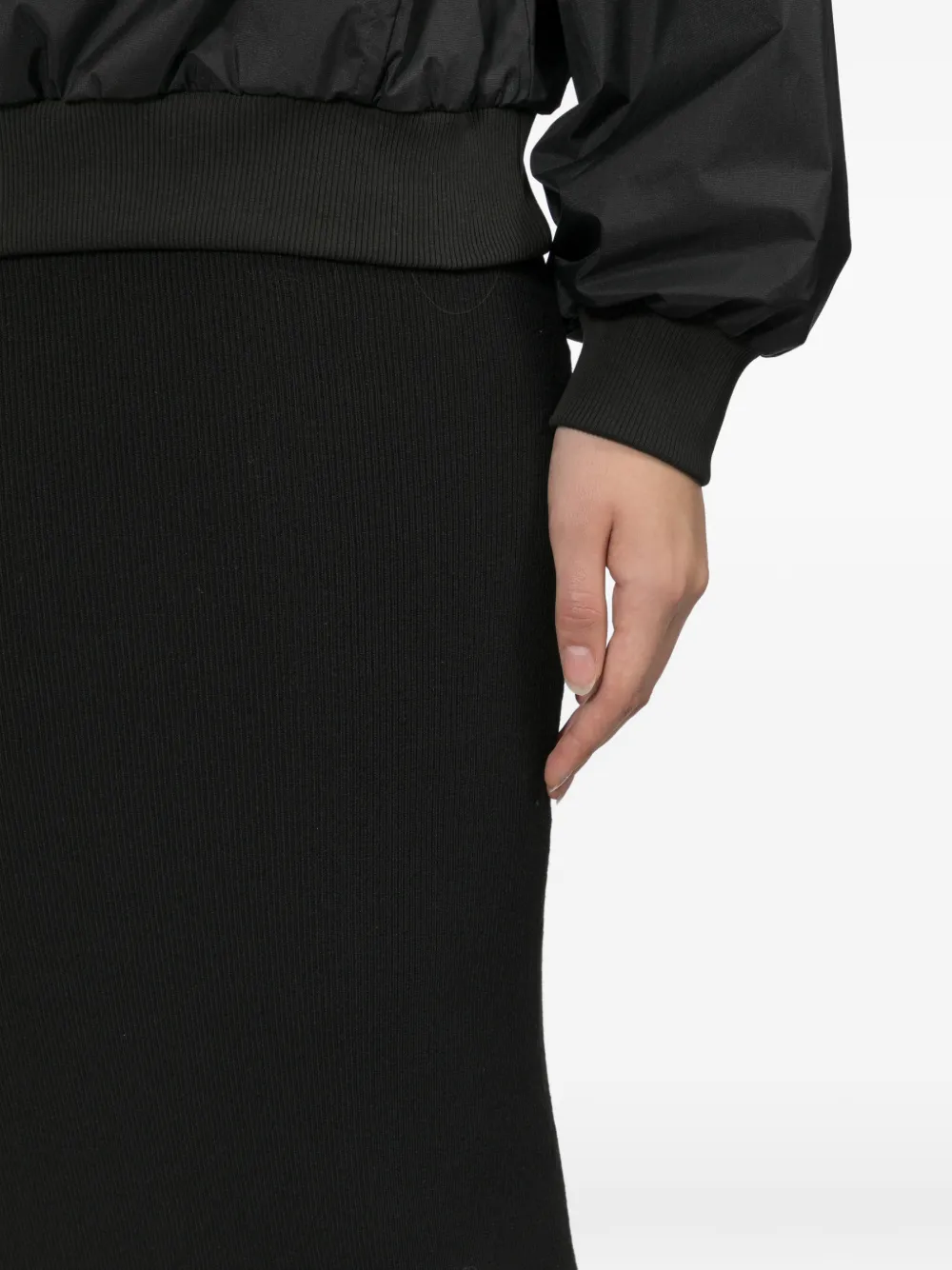 FEAR OF GOD ESSENTIALS Ribgebreide rok Zwart