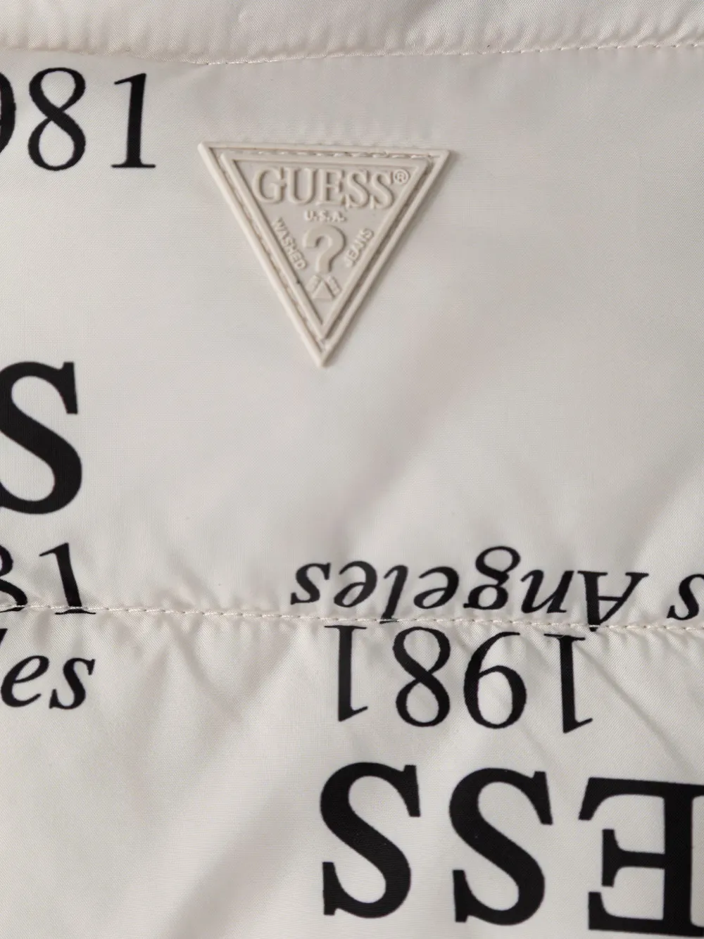 guess kids logo-print quilted jacket Beige