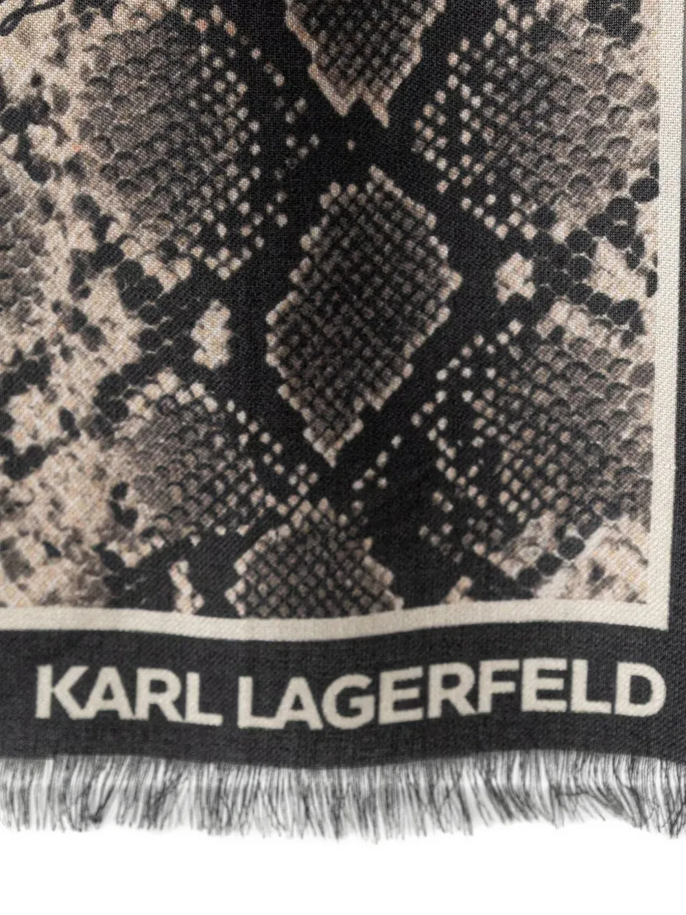 Karl Lagerfeld Sjaal met slangen-print en franje Zwart