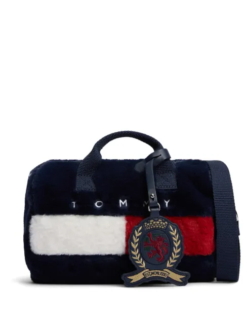 Tommy Hilfiger faux-fur logo-patch duffel bag