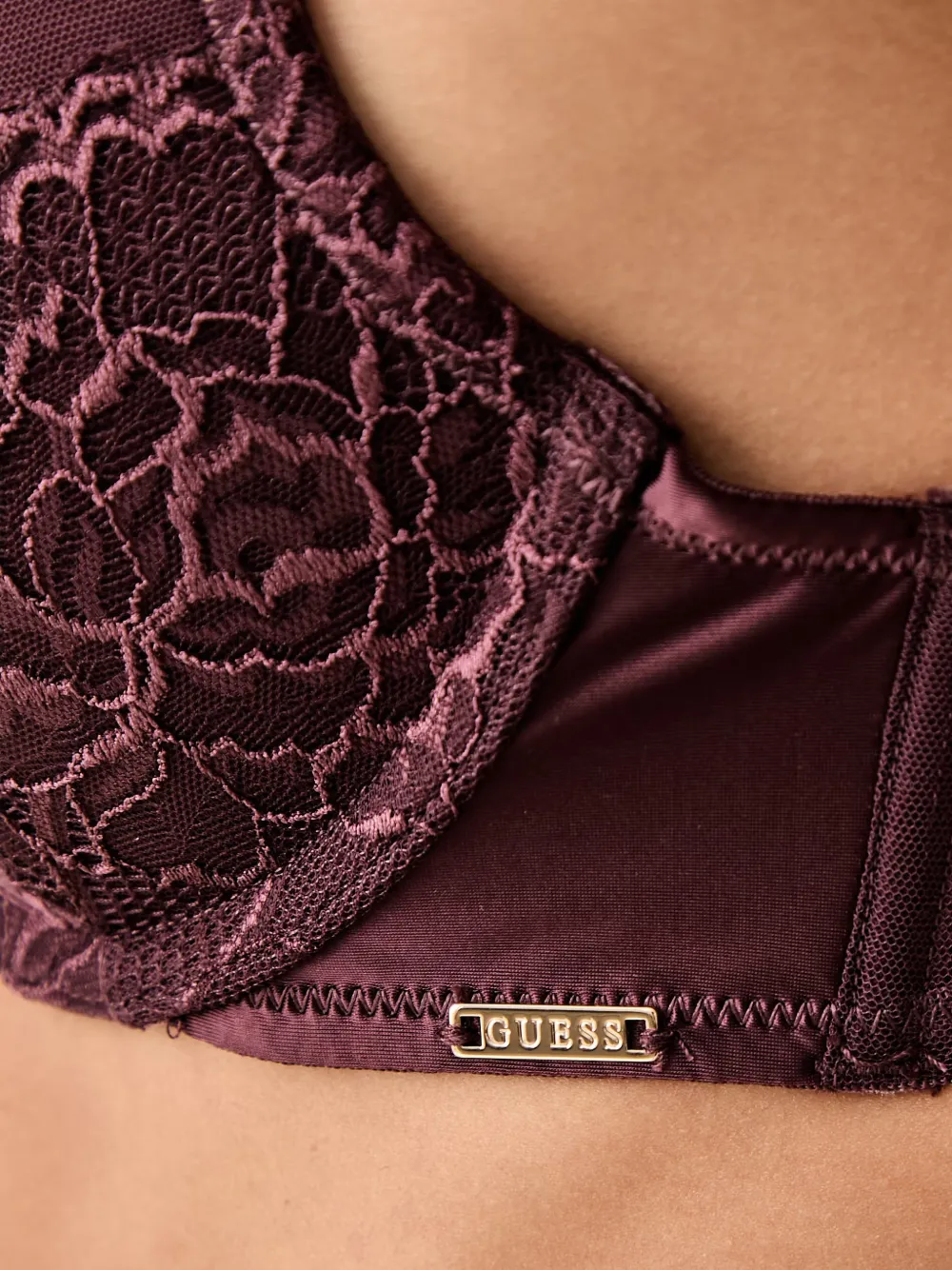GUESS USA Jennifer lace-panelled push-up bra Rood