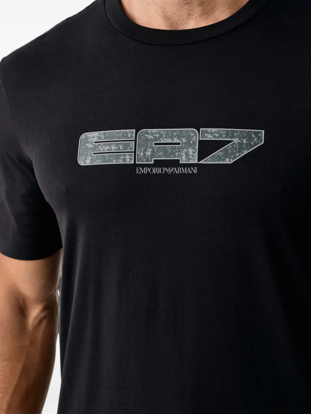 Ea7 Emporio Armani Katoenen T-shirt met logoprint Zwart
