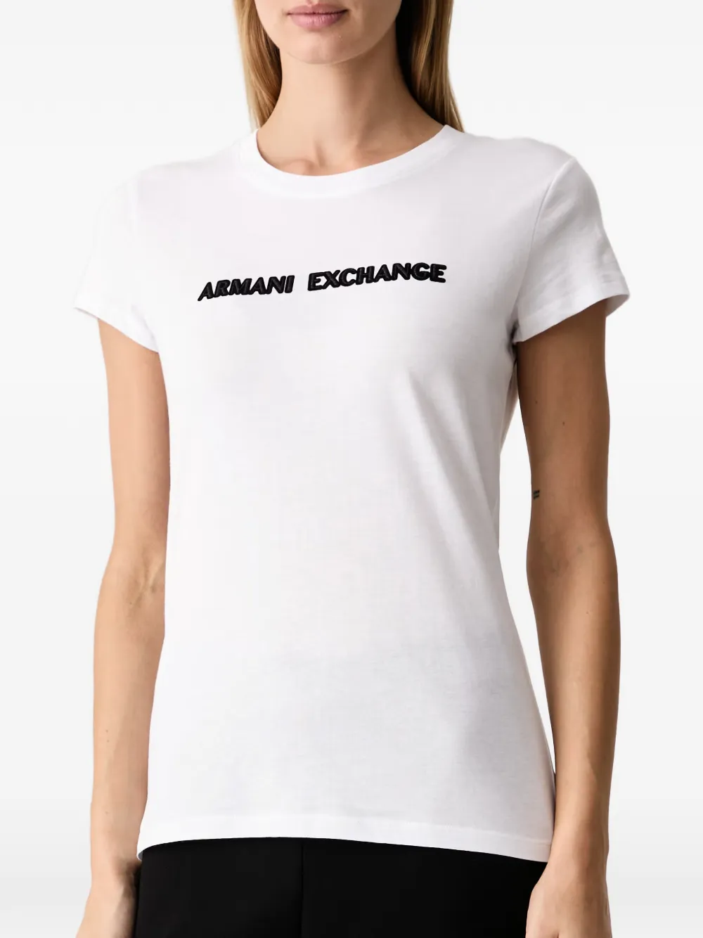 Armani Exchange T-shirt met geborduurd logo Wit