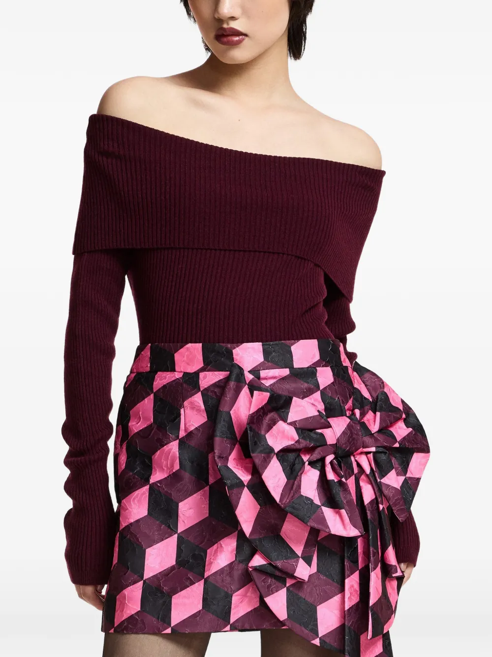 Essentiel Antwerp Killy off-shoulder ribbed-knit sweater Rood