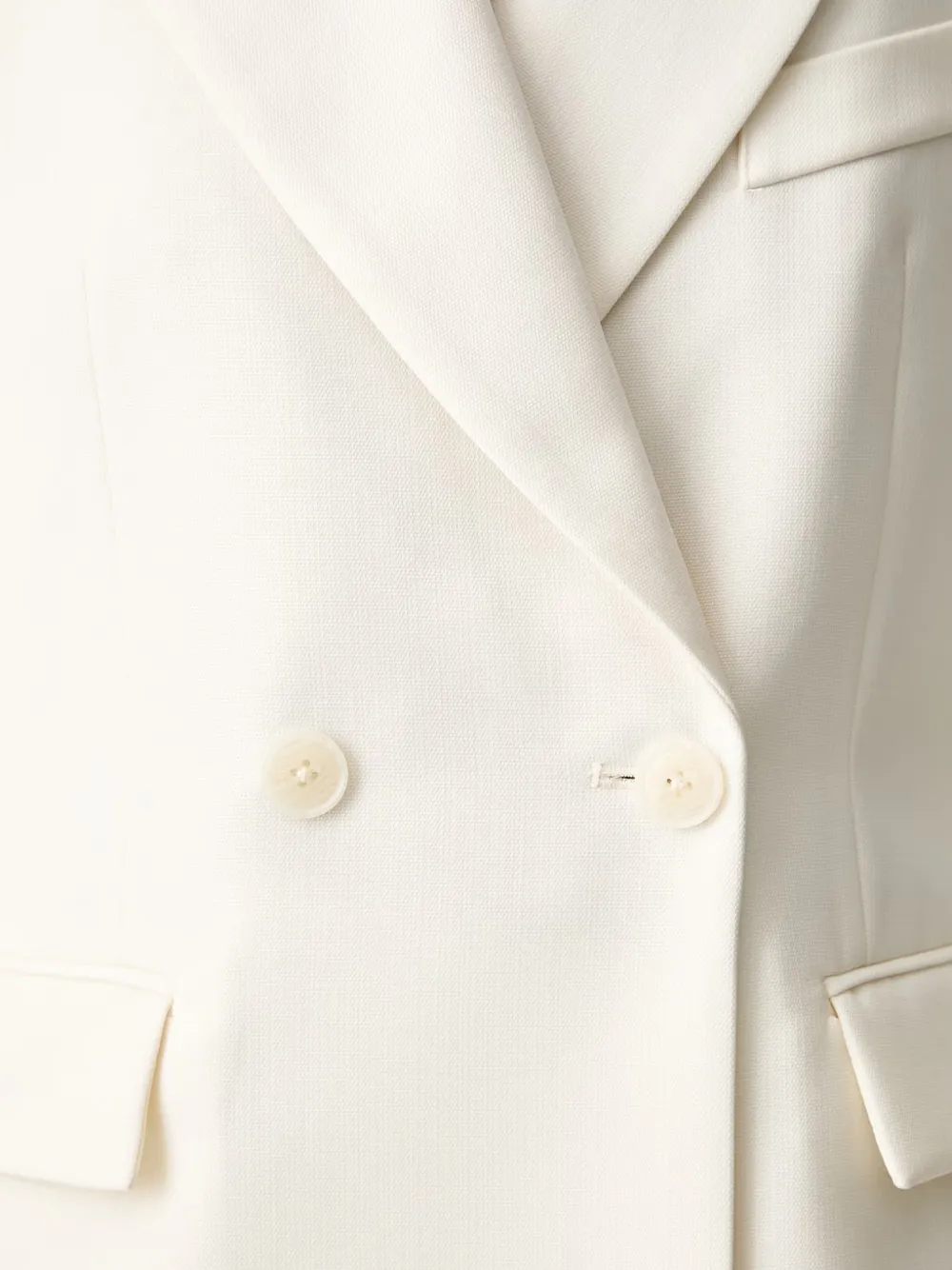 ANINE BING Blazer met dubbele rij knopen en puntige revers Beige