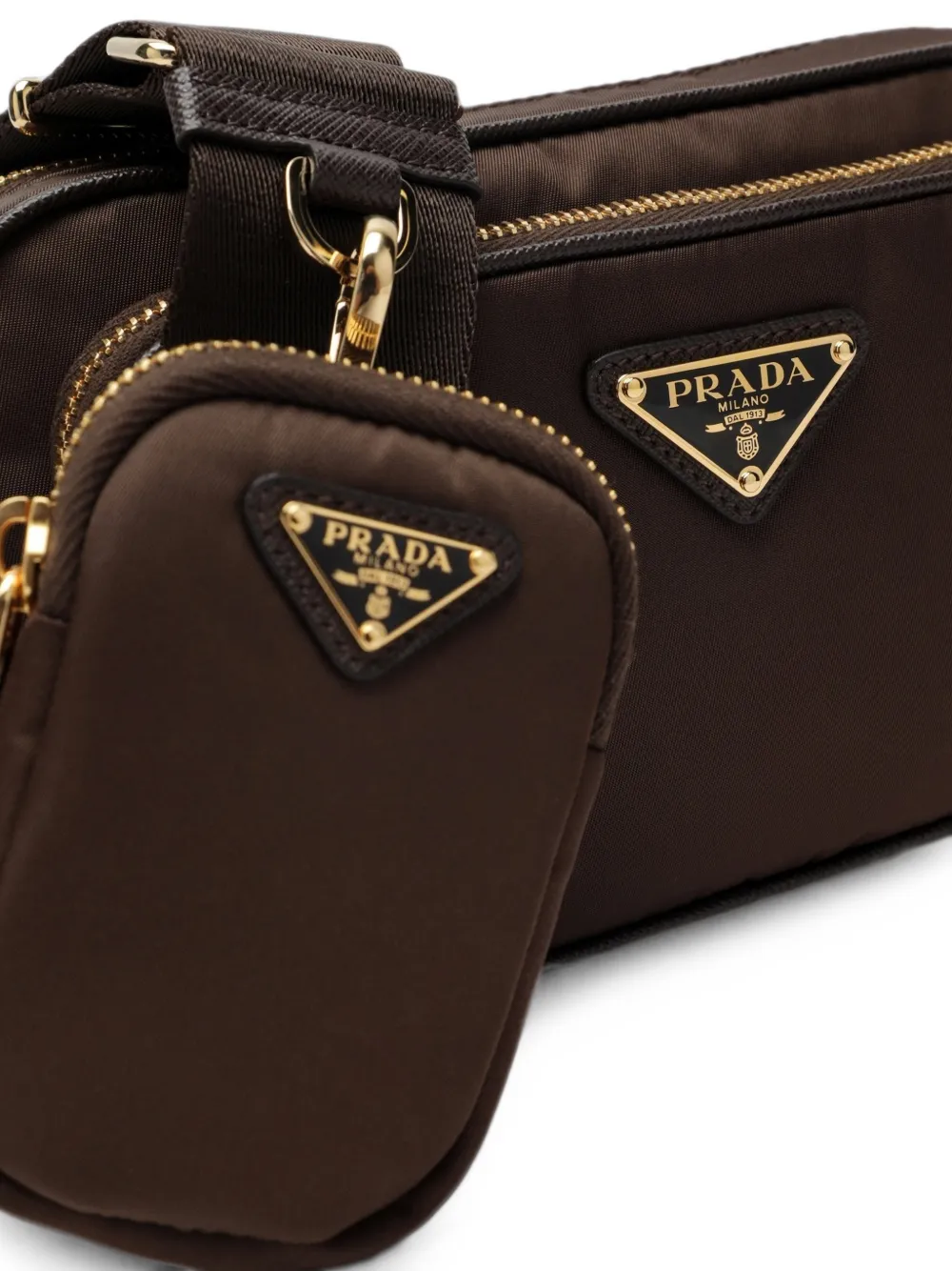 Prada Re-Nylon mini-schoudertas met logo-plakkaat Bruin