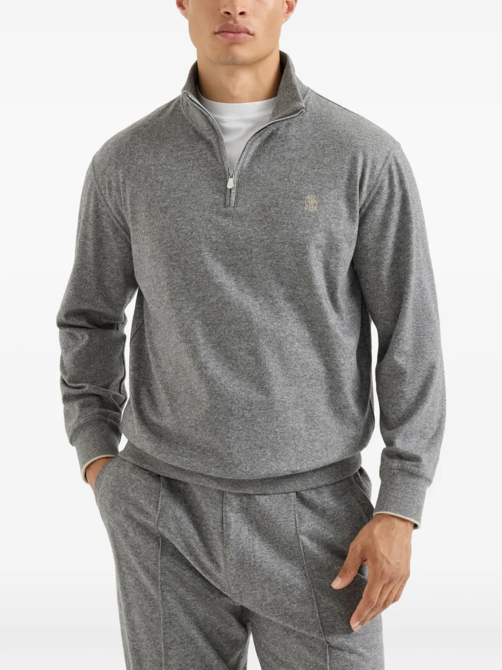 Brunello Cucinelli Kasjmier jersey trui met halve rits en geborduurd logo Grijs