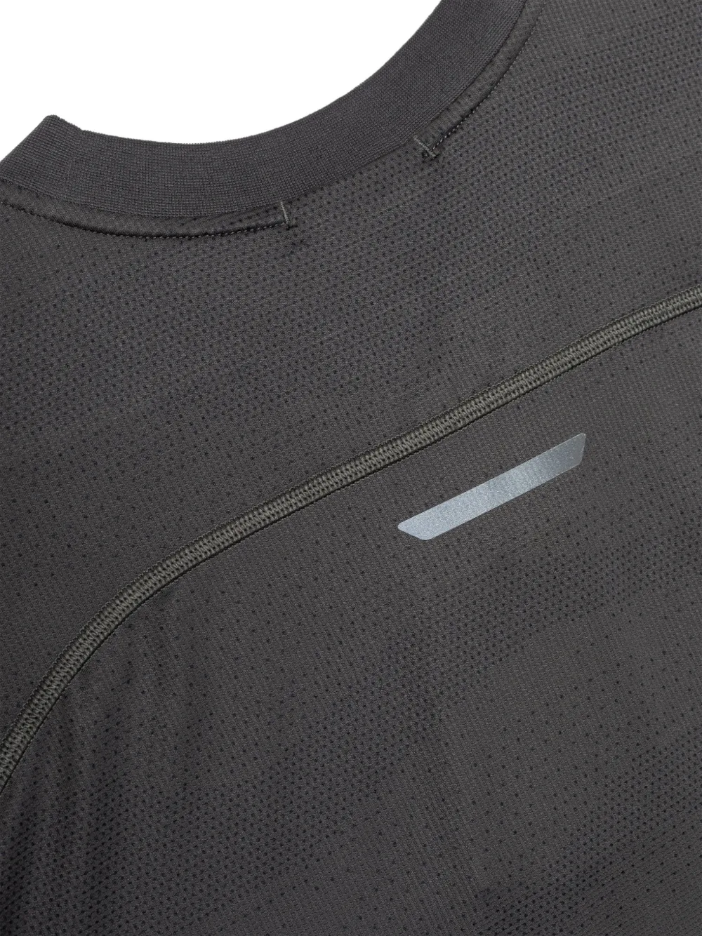 On X Erewh Logo-print Performance T-shirt In Brown