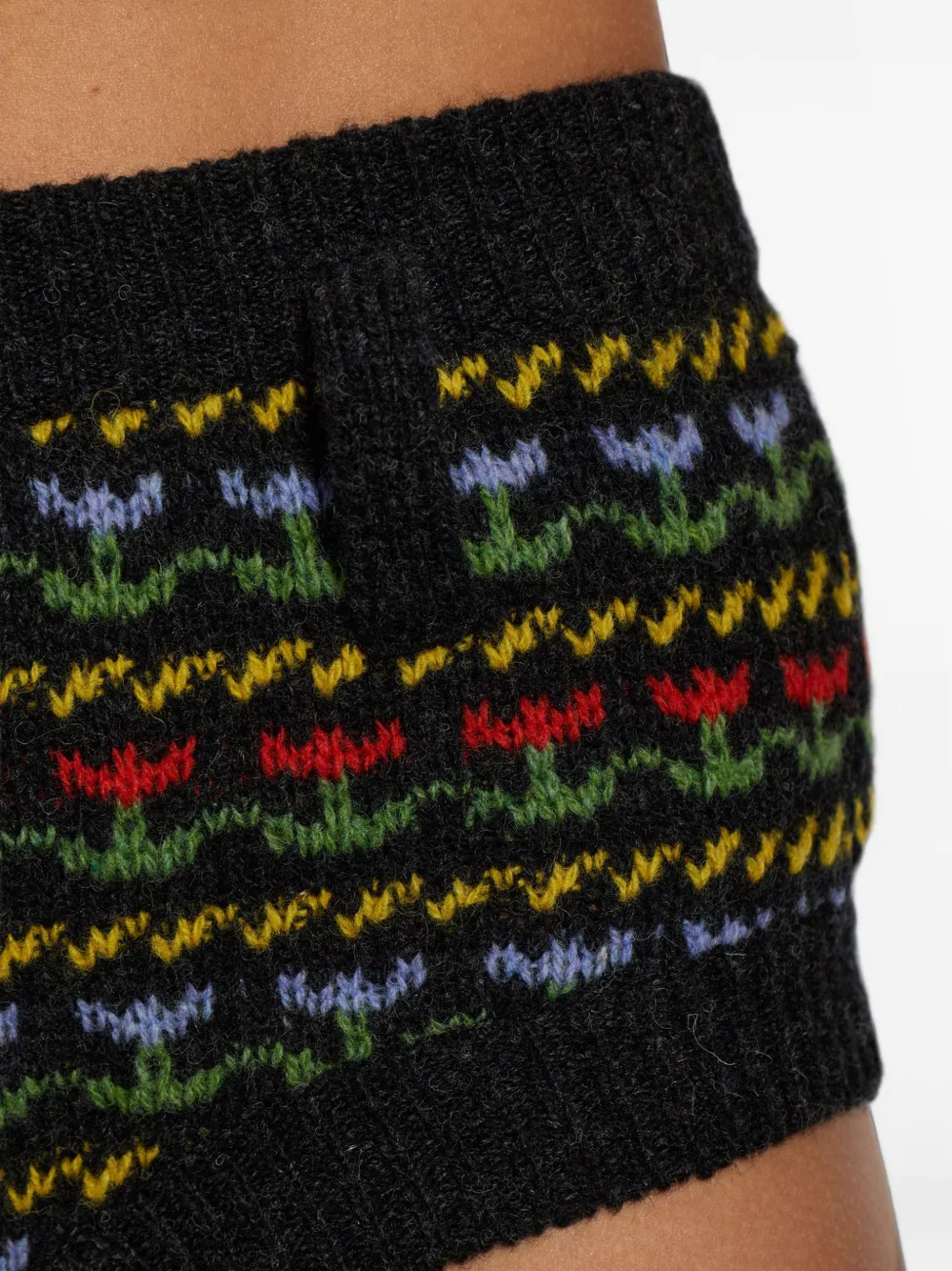 Marni Wollen mini-shorts met bloemen-patroon Zwart