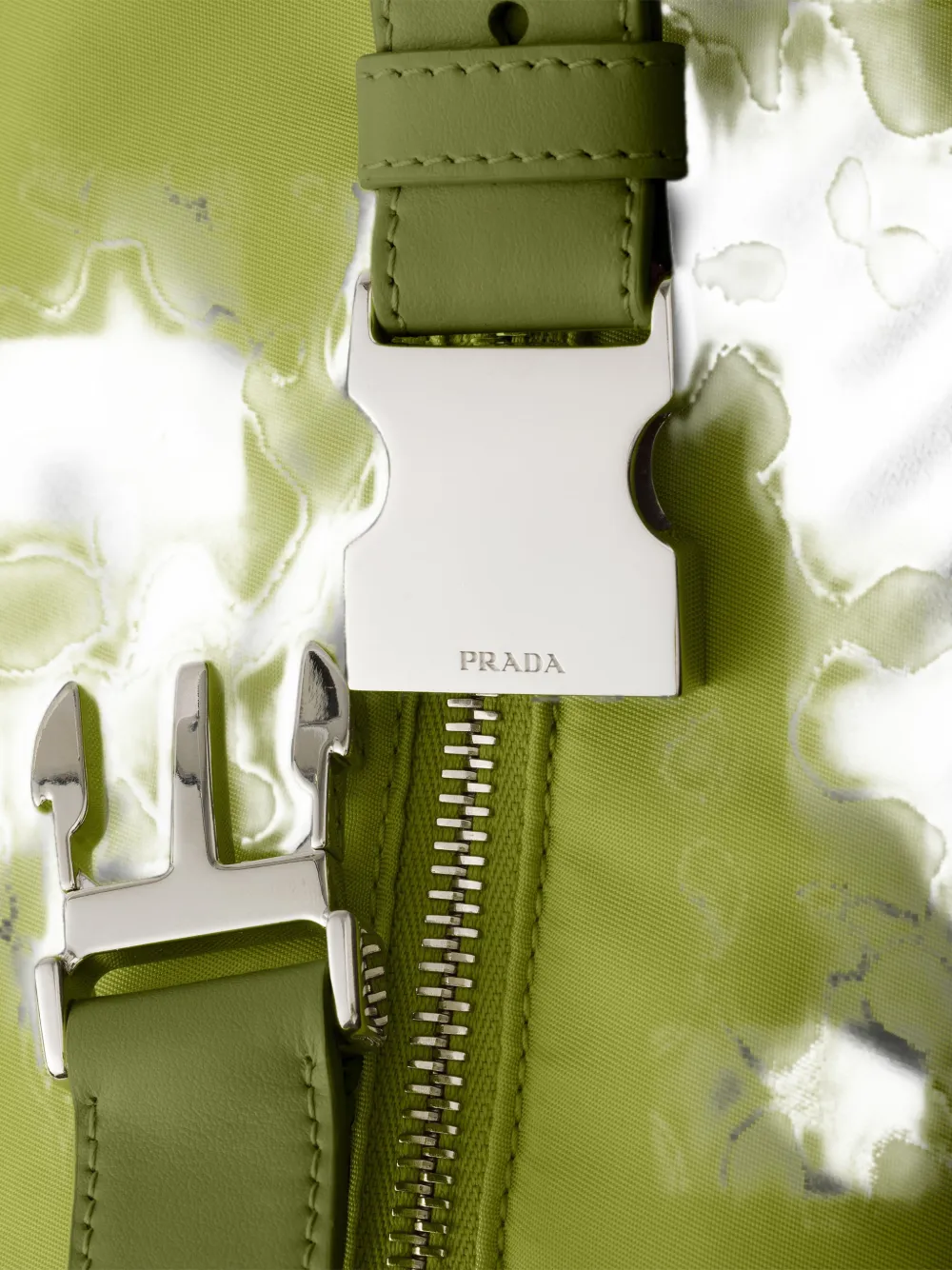 Prada Chérie Re-Nylon mini-tas Groen