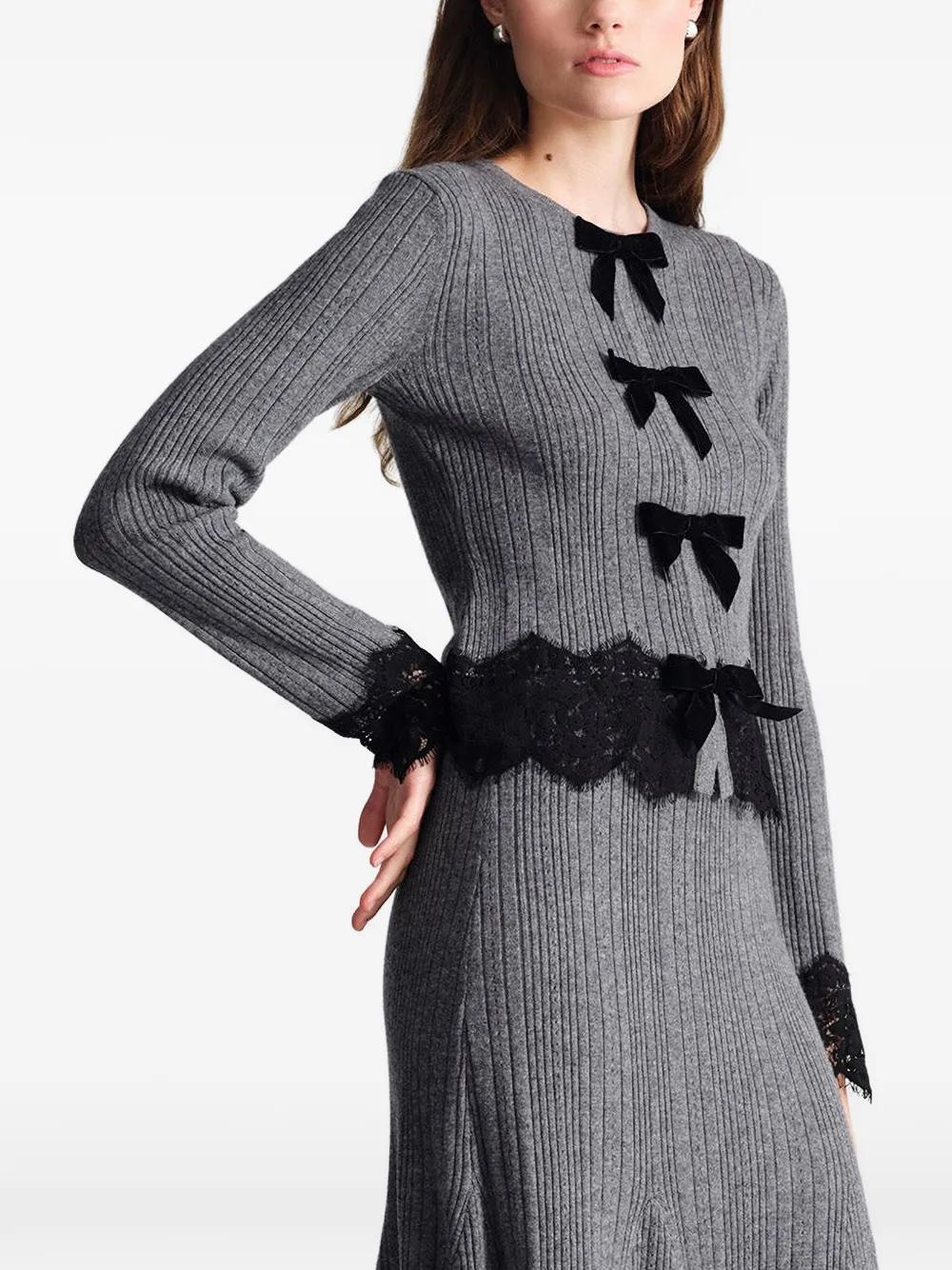 Cara Veda lace-trimmed cardigan Grijs