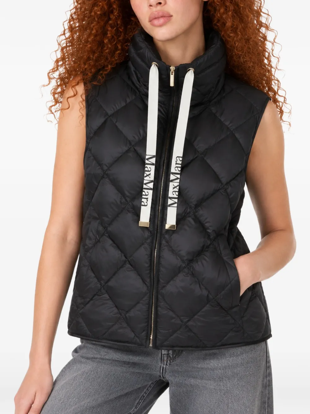 Max Mara quilted high-neck gilet Zwart