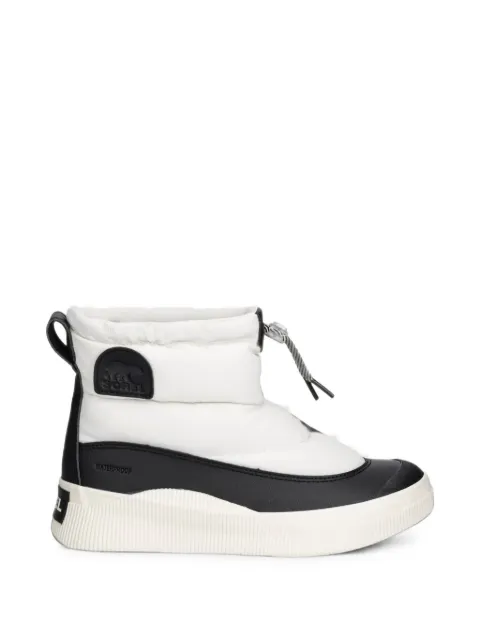 SOREL waterproof quilted boots