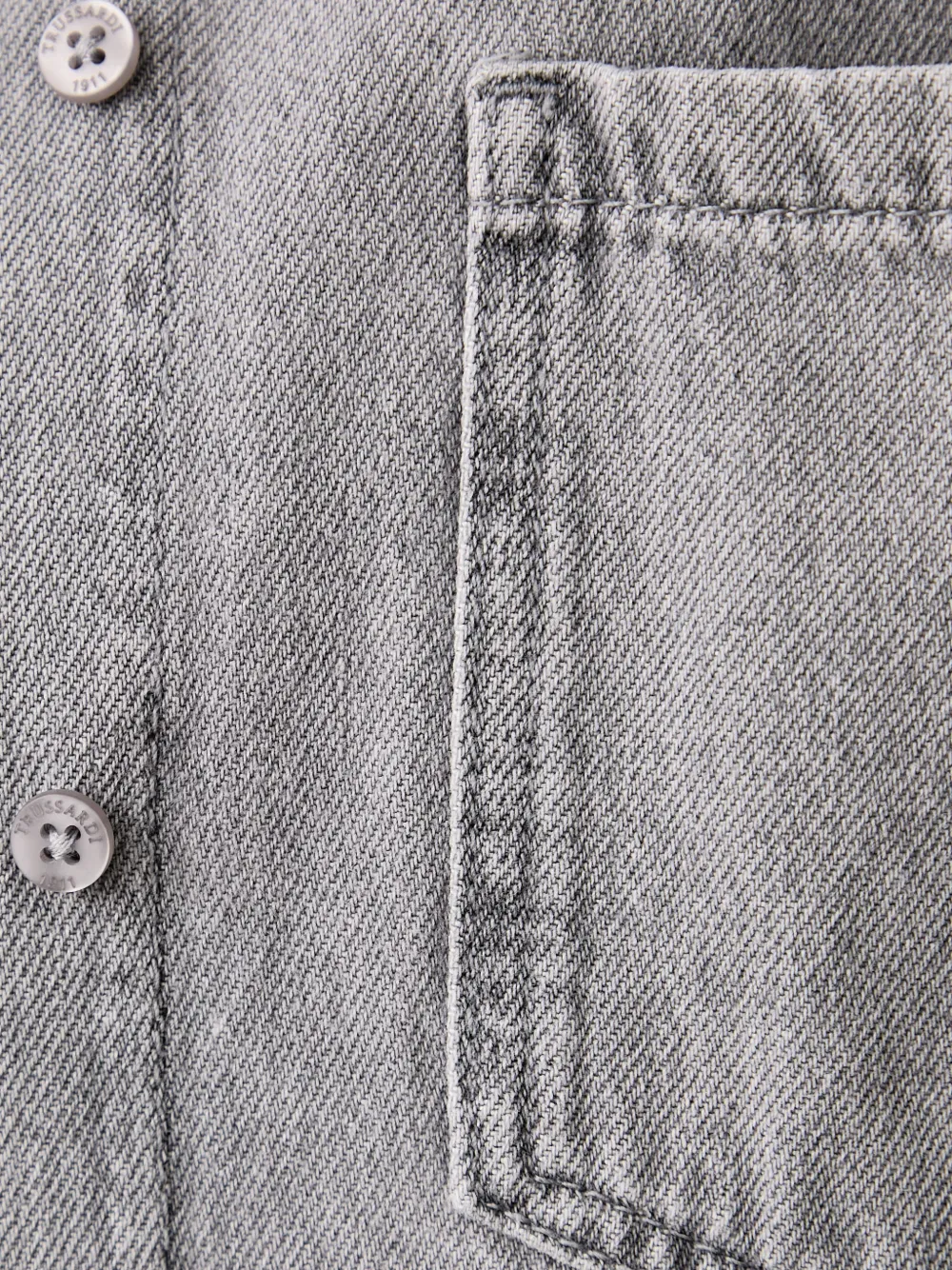 Trussardi Blouse met geborduurd logo en zakdetail Grijs