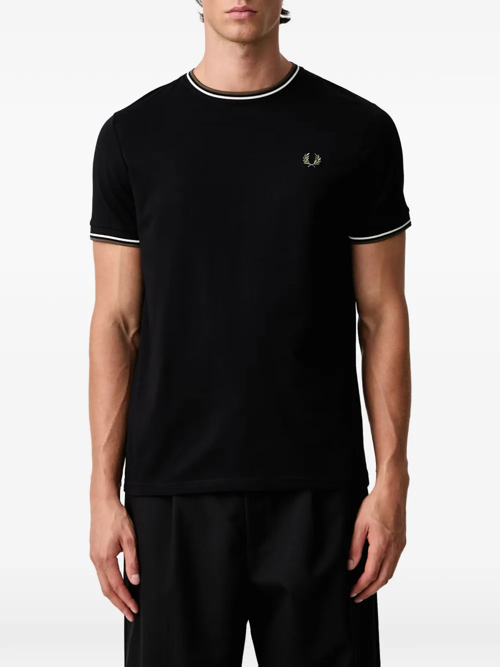 Fred Perry logo-embroidered T-shirt Zwart