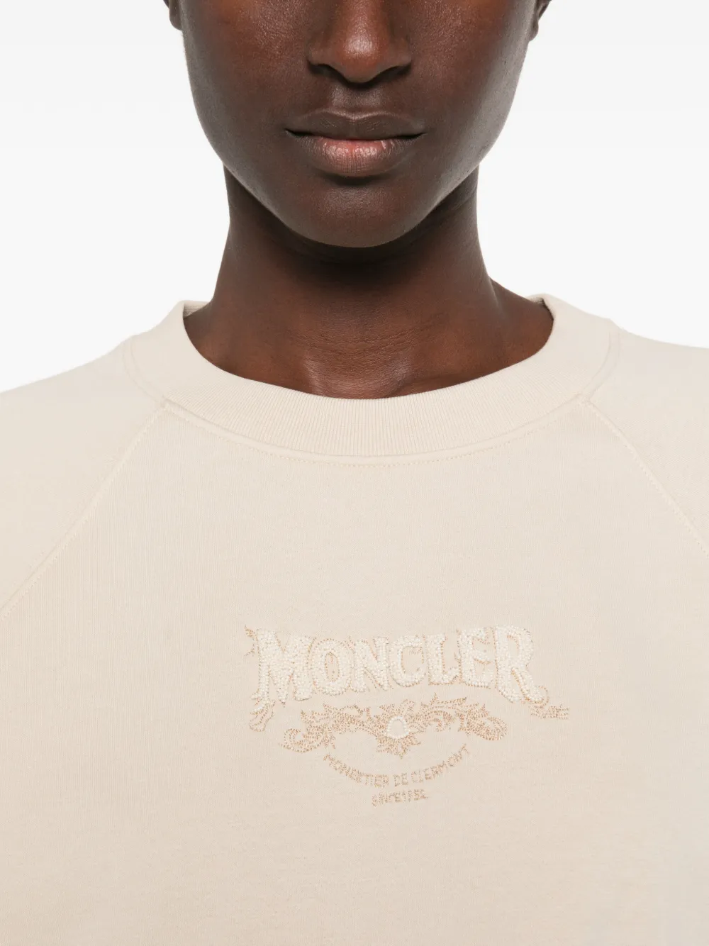 Moncler logo-embroidered raglan-sleeve sweatshirt Beige