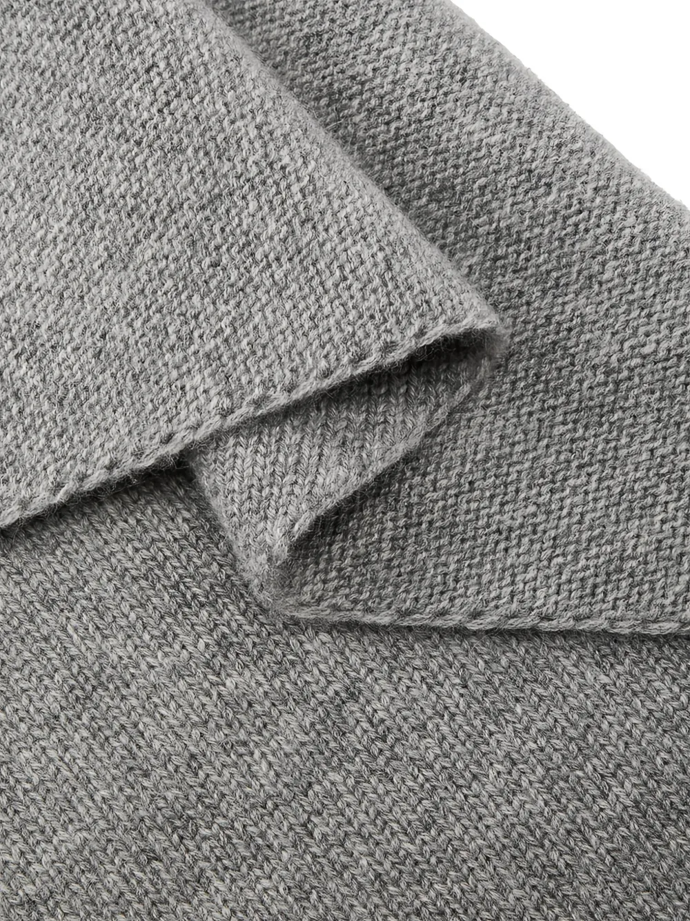 extreme cashmere Witch 2 knitted cashmere scarf Grijs