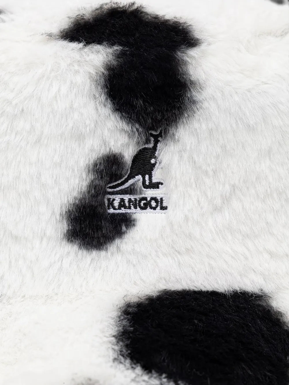 Kangol cow-print faux-fur bucket hat Wit