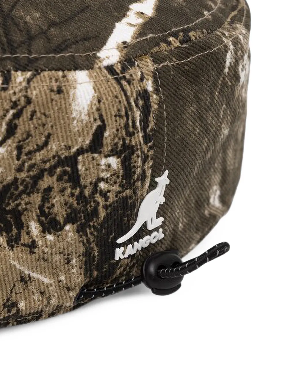 Kangol Pet met camouflage-print en geborduurd logo Bruin