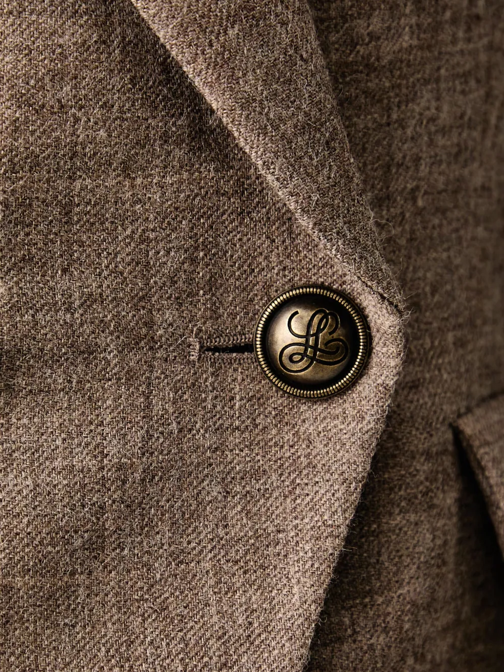 LUISA SPAGNOLI Sarat blazer met dubbele rij knopen en puntige revers Bruin