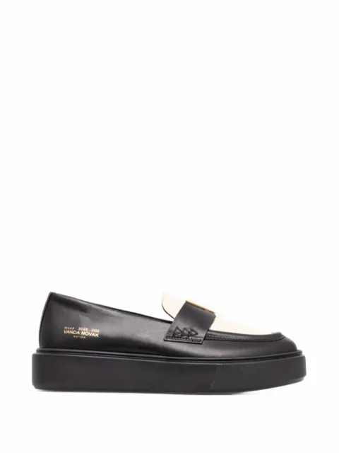 Vanda Novak Kayla two-tone logo-plaque loafers