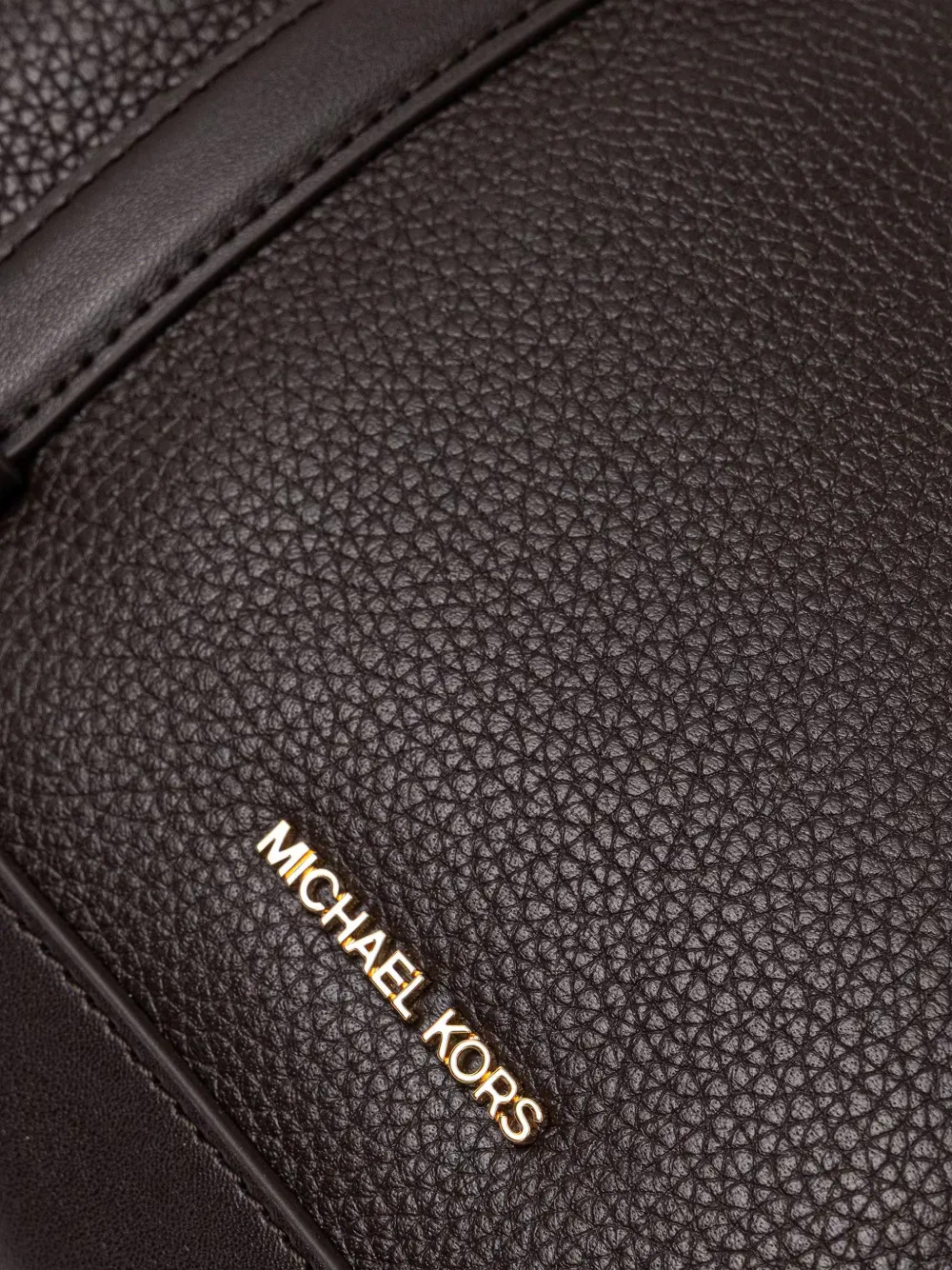 Michael Kors Grote Teddi schoudertas met textuur Bruin
