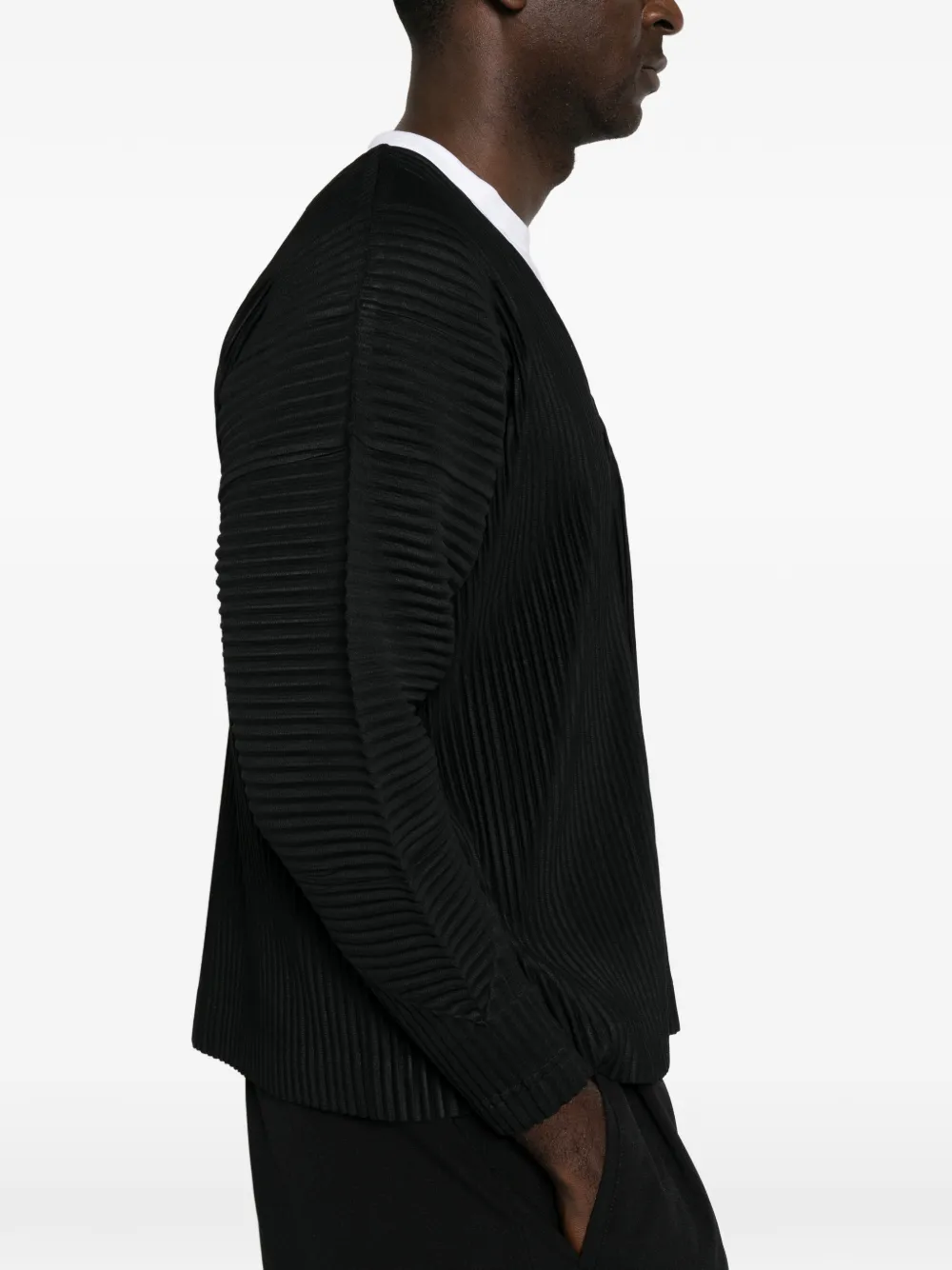 Homme Plissé Issey Miyake pleated V-neck cardigan Zwart