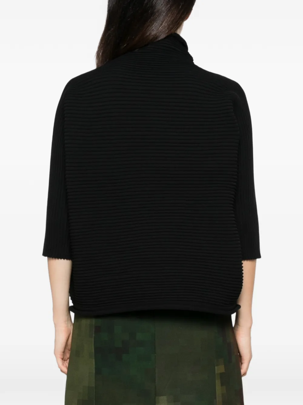 Pleats Please Issey Miyake Top met hoge hals Zwart