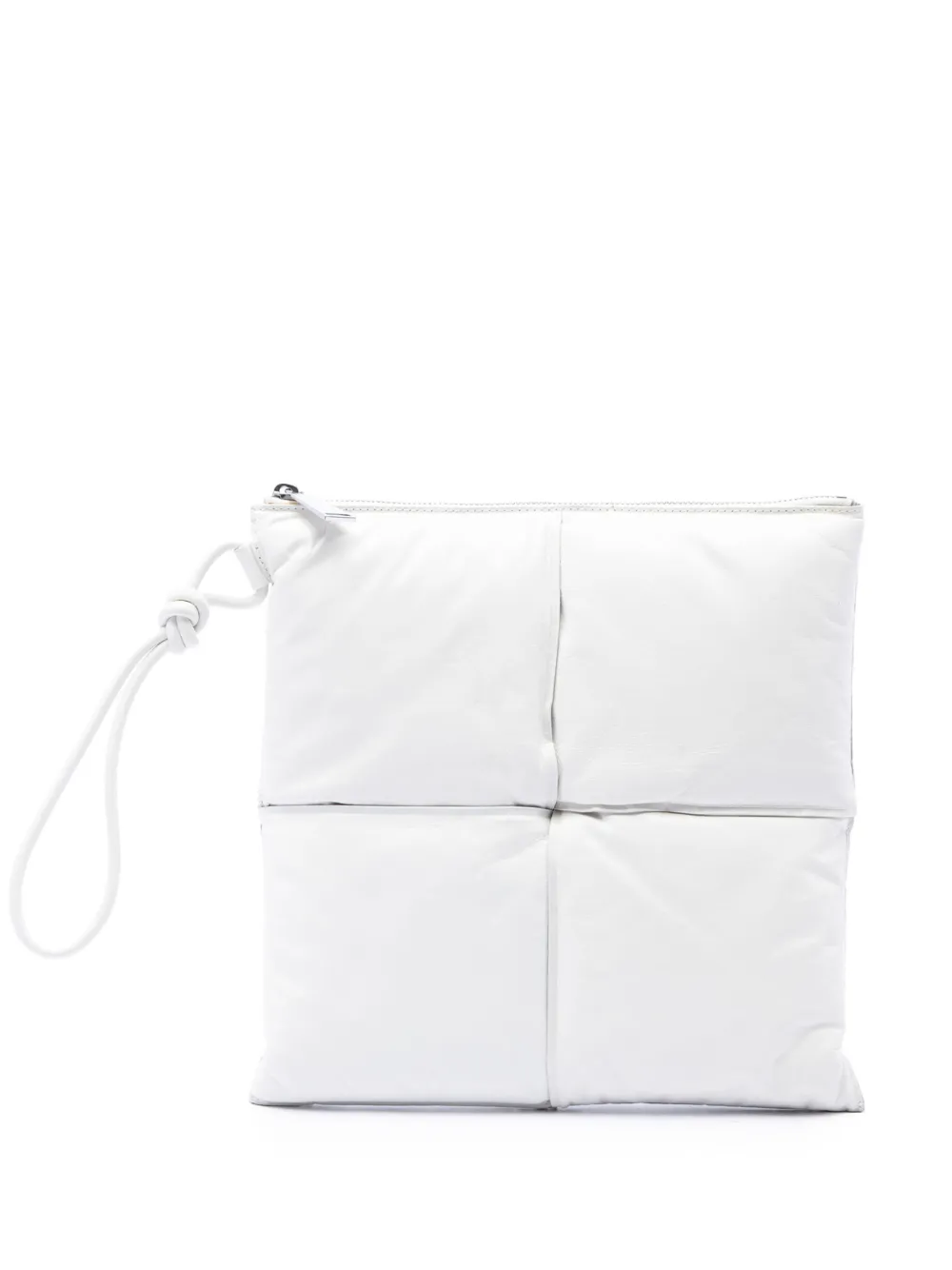 Bottega Veneta Pre-Owned pochette carrée rembourrée en cuir nappa Maxi Intrecciato avec dragonne (2012-2026) - Blanc Bottega Veneta Pre-Owned pochette carrée rembourrée en cuir nappa Maxi Intrecciato avec dragonne (2012-2026) - Blanc