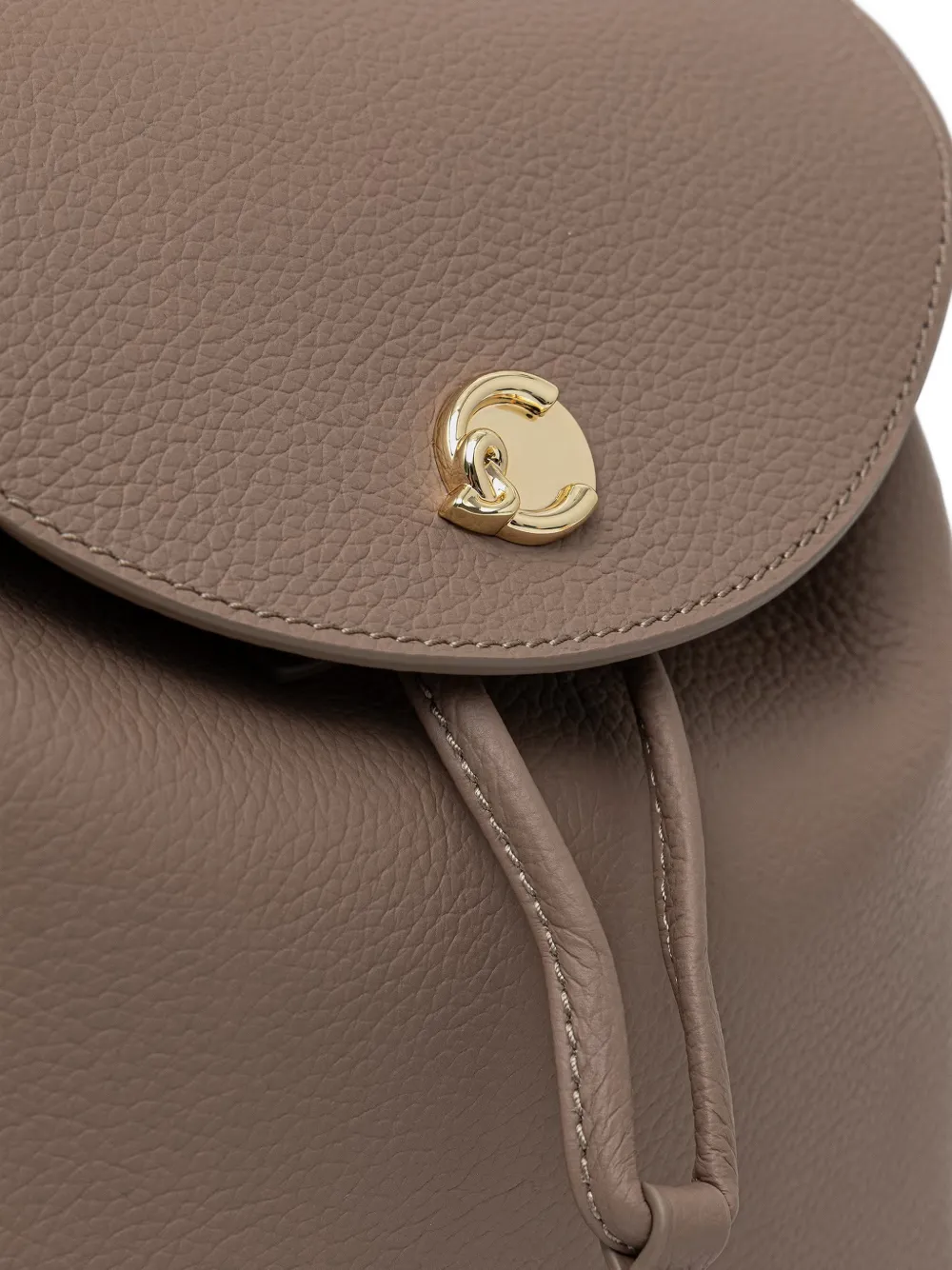 Coccinelle Nikla mini-rugzak met textuur Bruin