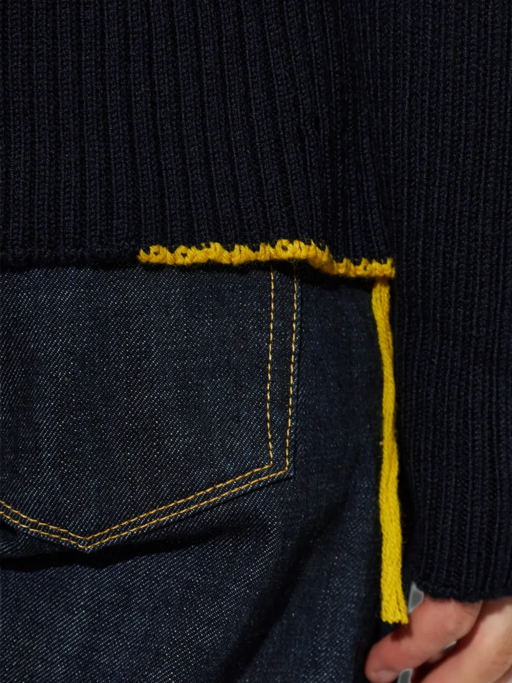FENDI Ribgebreide trui met schouderpatch Blauw