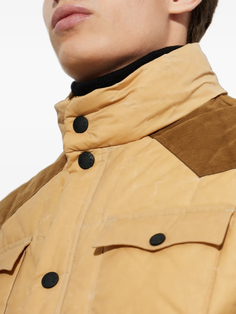 Moncler Grenoble Après-Ski gewatteerde bodywarmer Beige