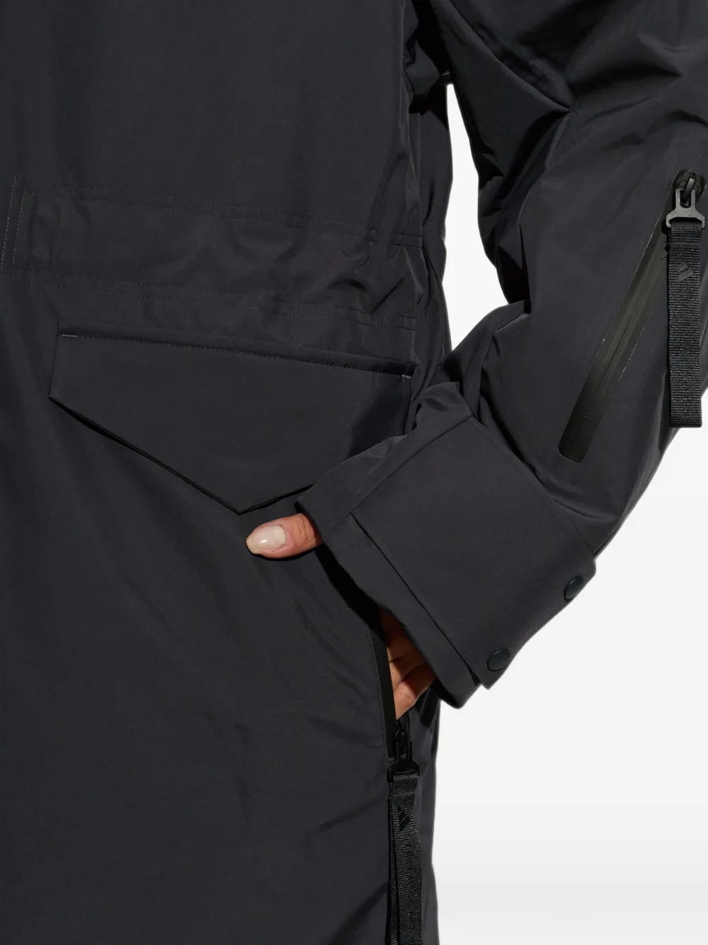 adidas by Stella McCartney x Stella McCartney geïsoleerde jas met capuchon Zwart