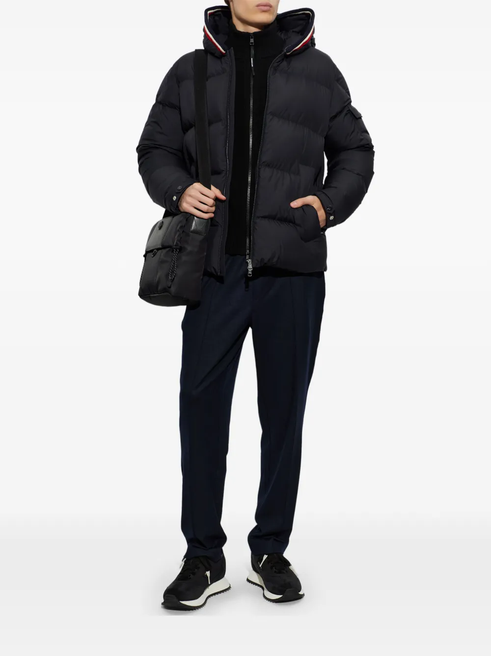 Moncler logo-patch zip-up cardigan Zwart