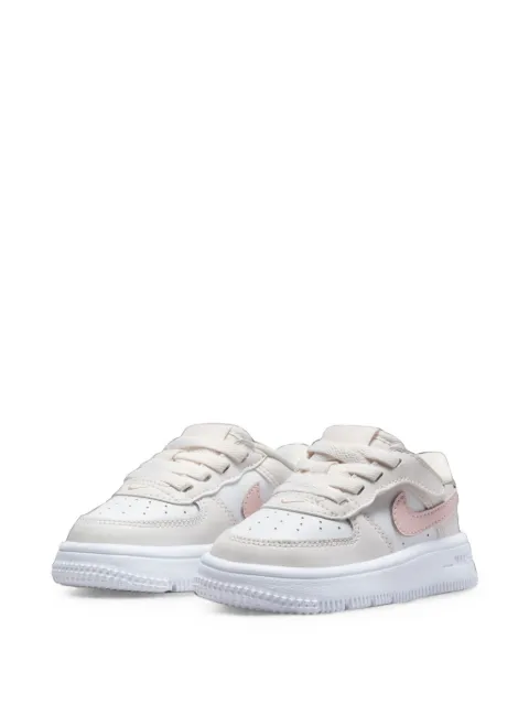 Nike Kids Force 1 Low EasyOn sneakers
