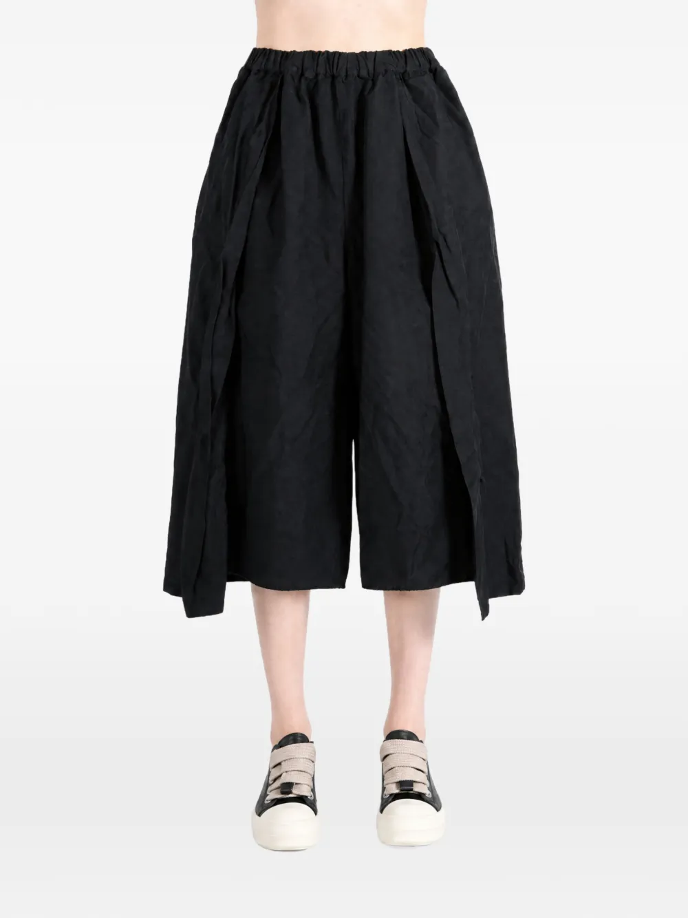 Comme Des Garçons Comme Des Garçons pleated cropped trousers Zwart