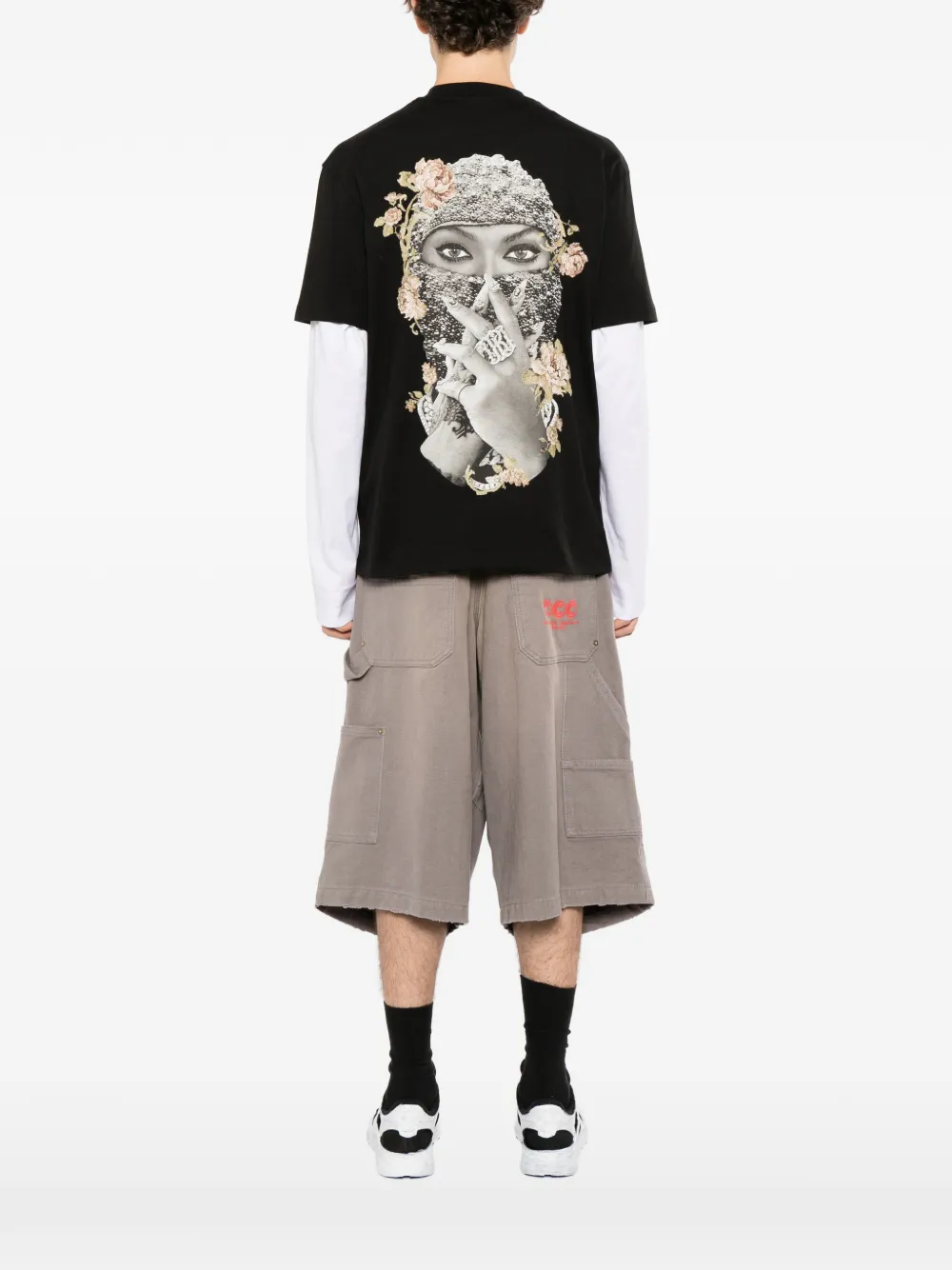 Ih Nom Uh Nit Roses and Pearl T-shirt Zwart