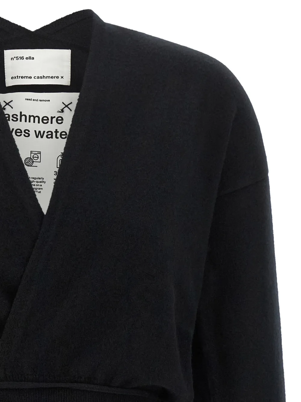extreme cashmere n°516 Ella wrap-around cardigan Zwart