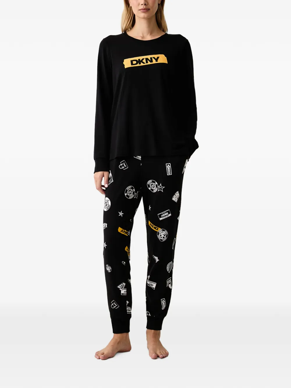 DKNY logo-print pajamas