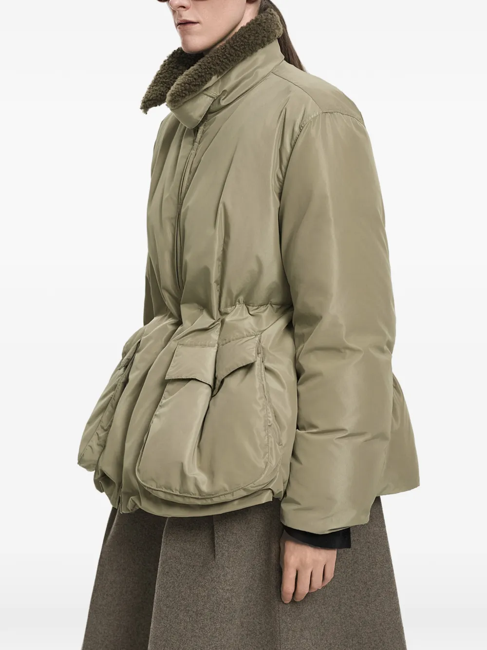 JNBY Donsjack met trekkoordtaille en fleece kraag Groen