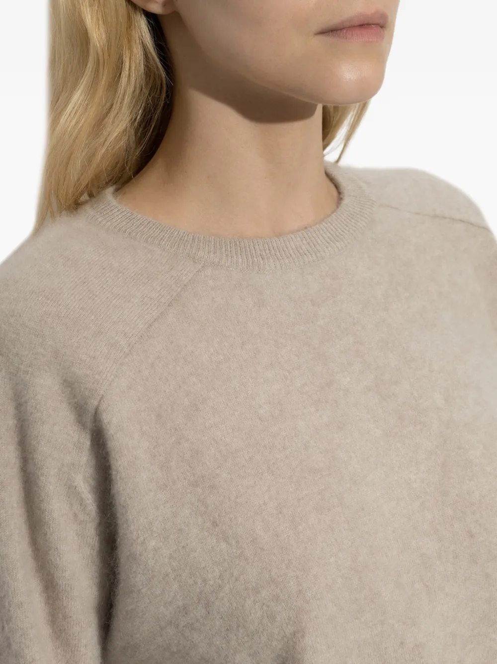 Lisa Yang Lexia trui met ronde hals en geborsteld effect Beige