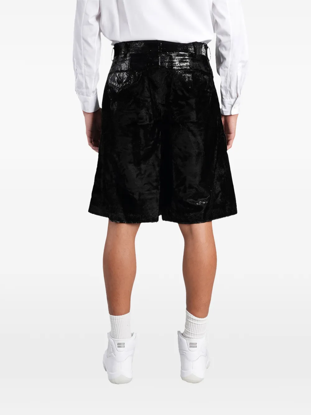 Comme des Garçons Homme Plus Geplooide shorts met gecoate afwerking Zwart